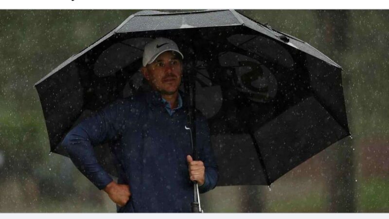 10 Steps you should take when playing in wet and rainy condition