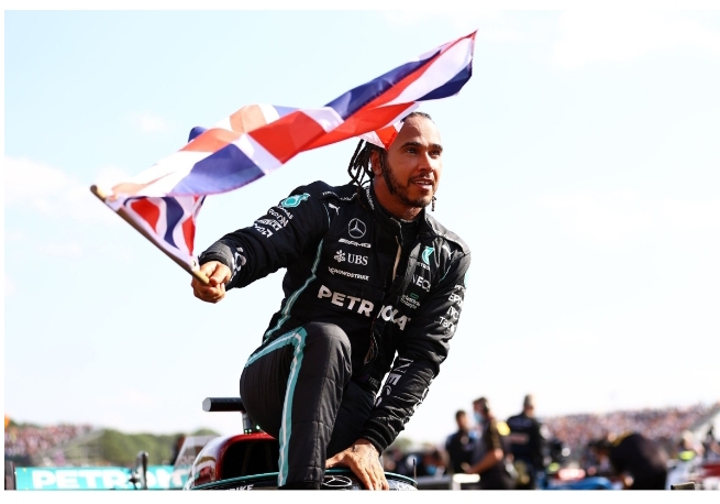 Mercedes tease new season with Silverstone Hamilton preview