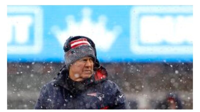 NFL recap: Bills, Buccaneers, Packers, Steelers in playoffs as Belichick suffers eye injury