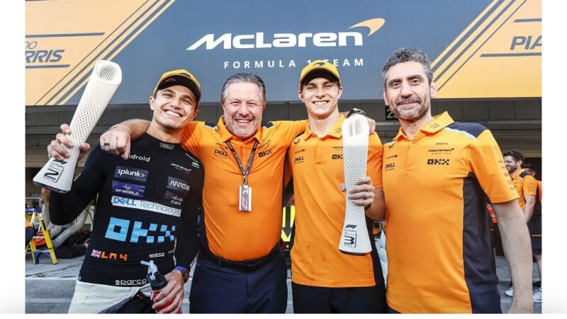 Andrea Stella, Team Principal, McLaren, Lando Norris, McLaren, third, Oscar Piatri, McLaren, McLaren team celebrate after the race