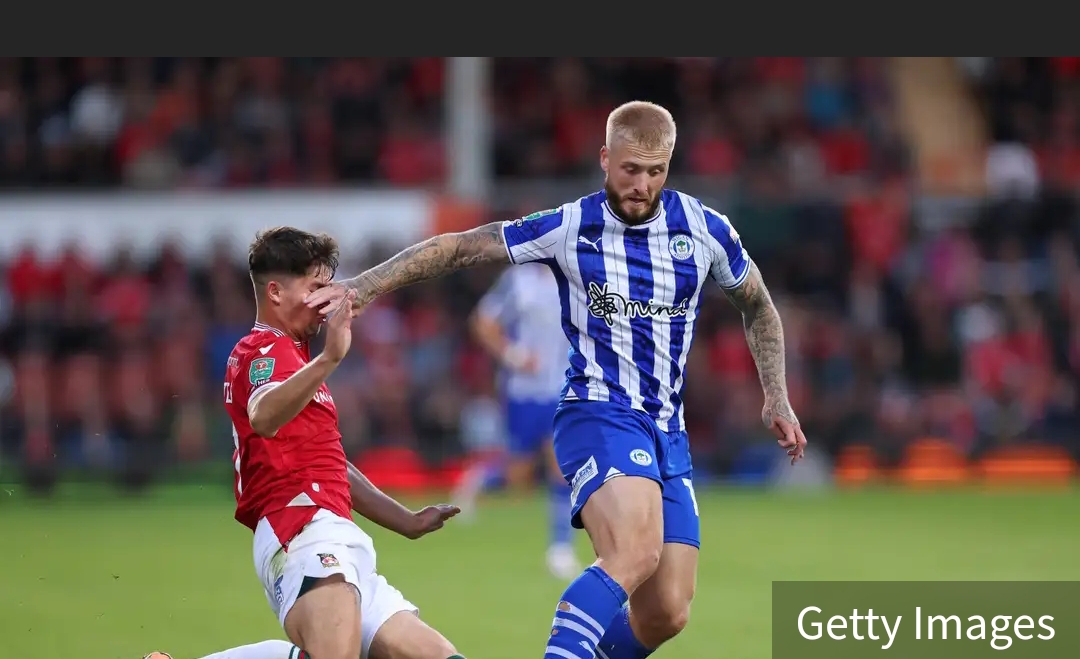 Wrexham finally active in the transfer market! Ryan Reynolds and Rob McElhenney give Phil Parkinson his wish as Red Dragons bid for Wigan striker Stephen Humphrys