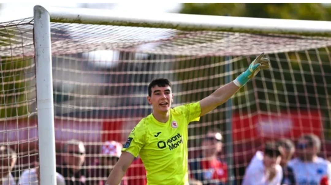 Sligo Rovers goalkeeper Luke McNicholas seals permanent Wrexham move