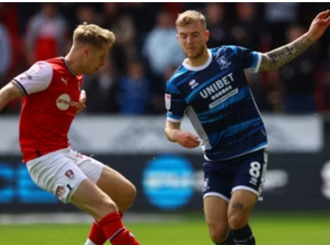 Reynolds and McElhenney “close” to last-gasp Wrexham deal