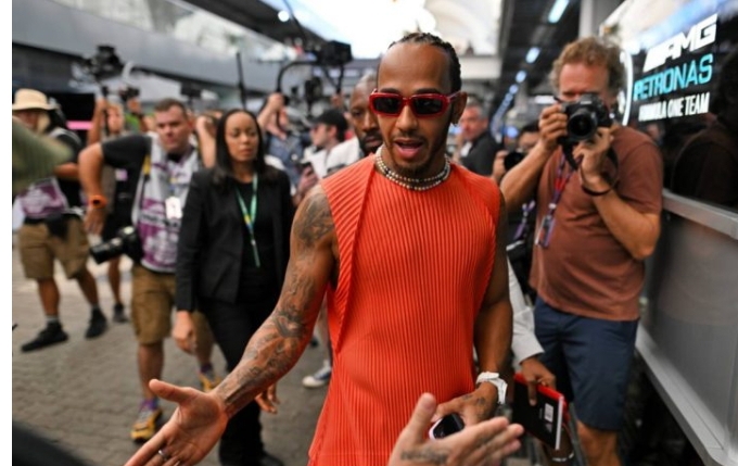 Hamilton makes first comments after ‘crazy few days’