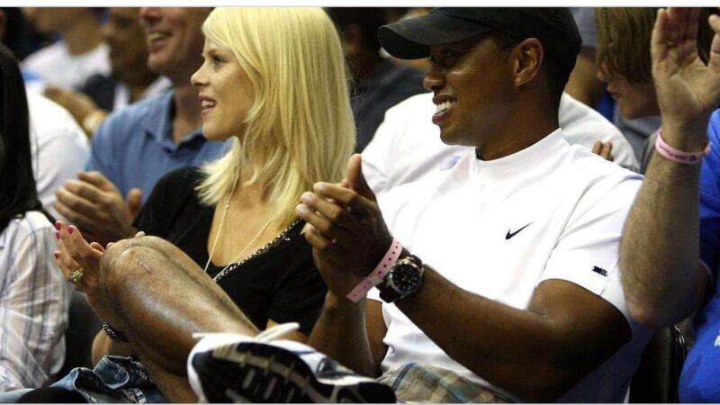 Report clam: Elin Nordegren was seen in tiger woods house after receiving a call that shocked her