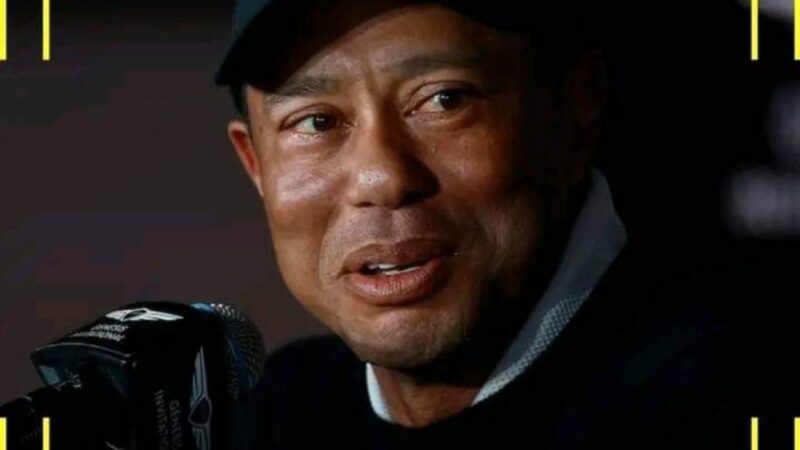 Tiger Woods weep over a sudden incedent that occurs to his family