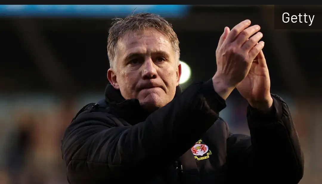 Phil Parkinson urges Wrexham to ‘enjoy’ promotion pressure as Ryan Reynolds & Rob McElhenney target League Two glory