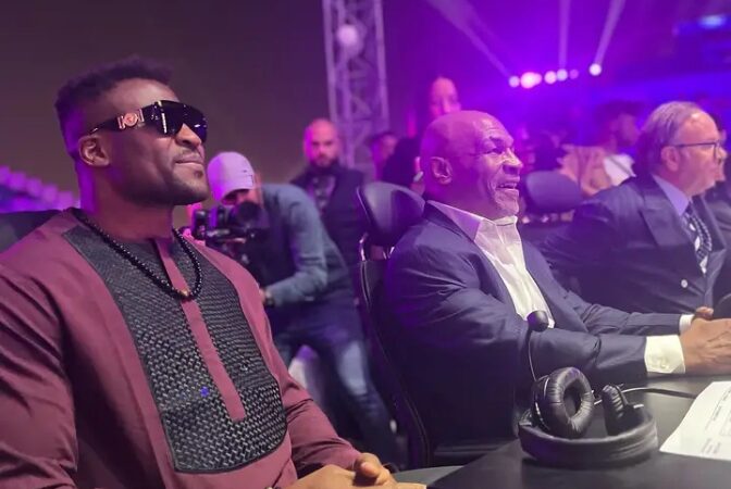 Mike Tyson says he would’ve easily beaten Tyson Fury and Anthony Joshua in his prime.