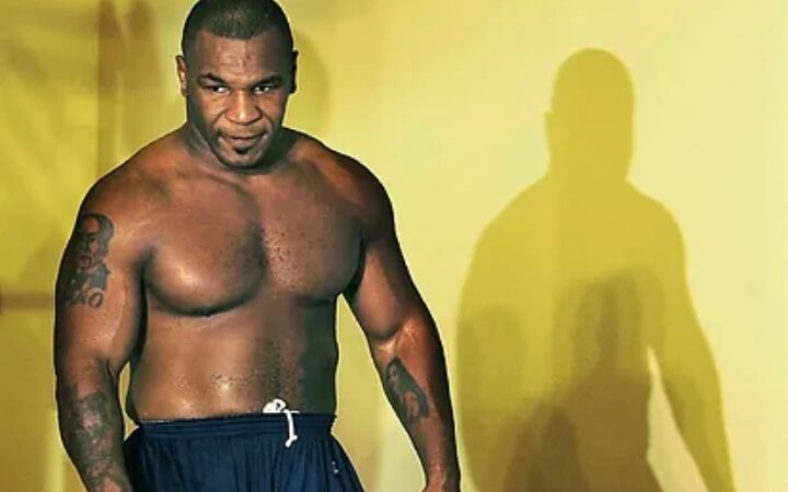 what a Disgrace: mike Tyson gets a warning from Holyfield’s destroyer that will hurt: I don’t think Mike is the same boxer he used to be