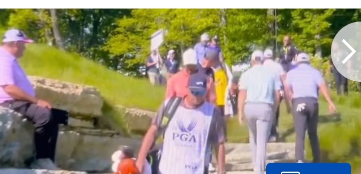 The shocking moment Rory Makilra and Tiger Woods completely ignore each other at the.. full details in comments sections 👇