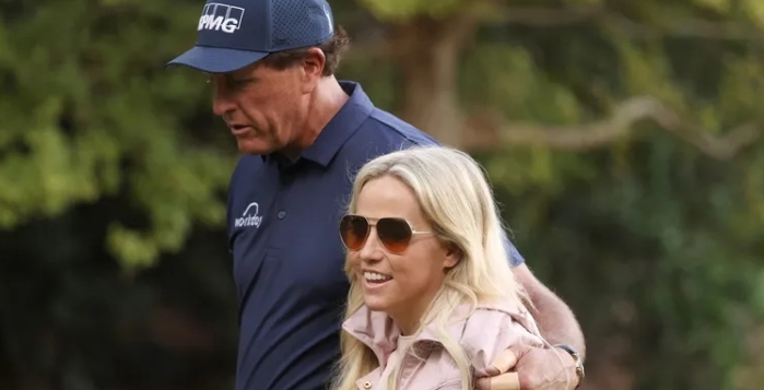 shock Dermis: Mickelson to leave tour while wife fights cancer to her last breath