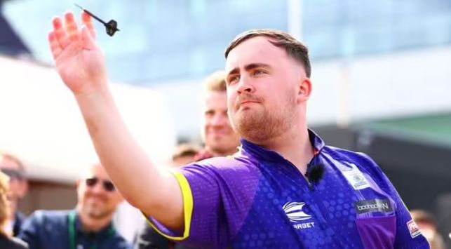 Reasons why Luke Littler struggled at World Matchplay against Michael van Gerwen full details below