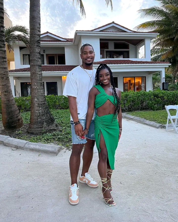 Jonathan Owens won big in his first NFL game and then immediately bought Simone Biles a lavish house in Texas as a wedding gift. Full