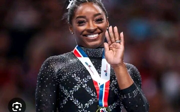 She’s a record breaker Simone Biles creates Olympics history with incredible first as Snoop Dogg and Tom Cruise cheer on ….. Full details below 👇👇