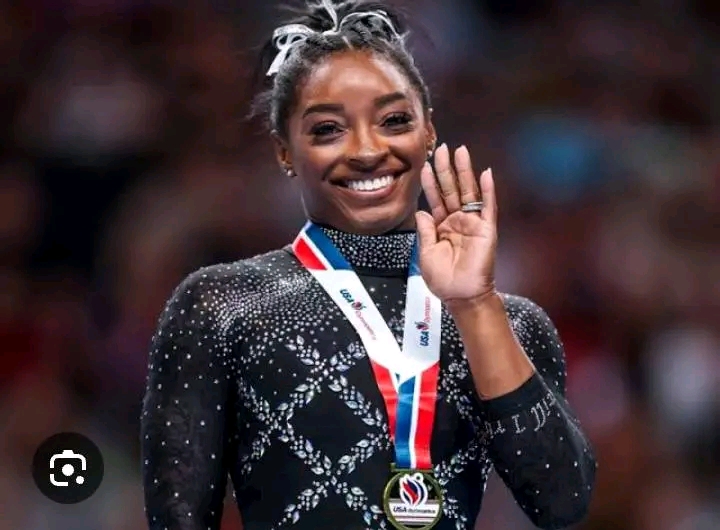 She’s a record breaker Simone Biles creates Olympics history with incredible first as Snoop Dogg and Tom Cruise cheer on ….. Full details below 👇👇