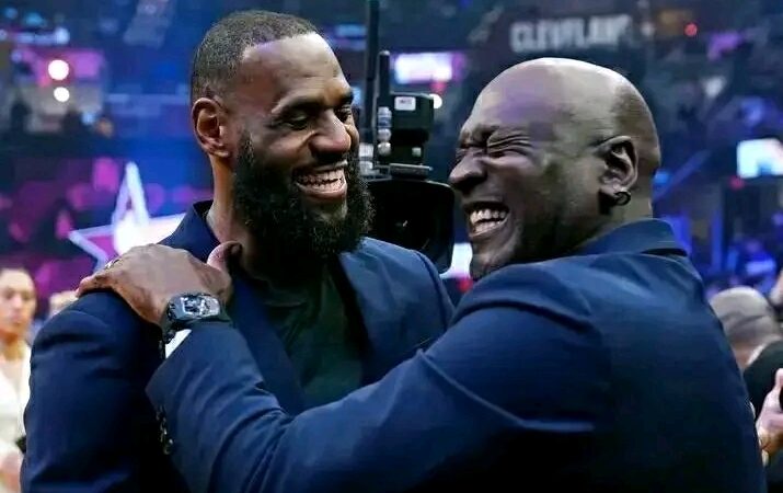 Great disaster in NBA as fans has finally reviled who is better among LEBRON JAMES And MICHAEL JORDAN….WHO DID YOU THINK IS BETTER….. FULL VIDEO BELOW 👇 👇