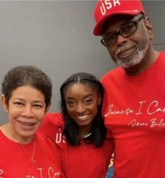 Simone Biles’ Family Cheers Her on at Gymnastics Team Finals — and Her Husband Rocks Her….. full details below 👇 👇