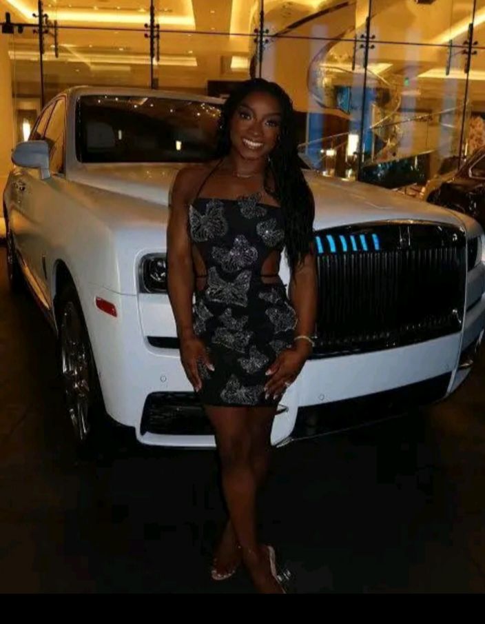 BREAKING NEWS: Congratulations ♥️ to Simone Biles as she has been gifted a brand new rolls Royce 2024 model by a famous celebrity to celebrate her .. …..see more 👇👇