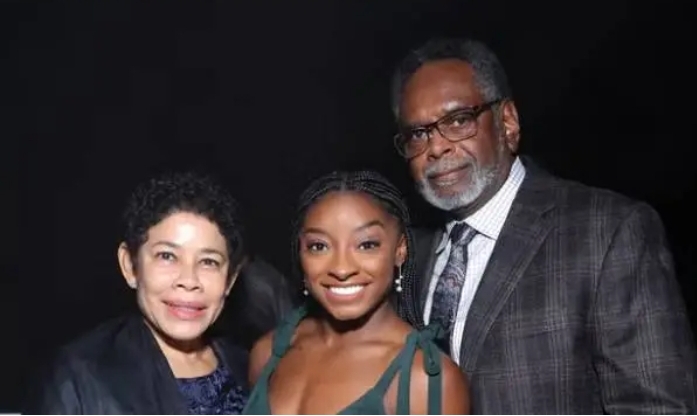 Congratulations Simone Biles Parents Ronald and Nellie Biles sends 4 word touching message to their daughter