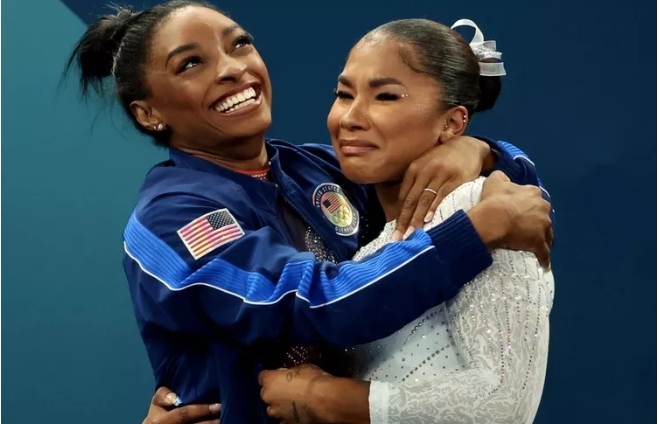 Simone Biles Shares Support for Jordan Chiles amid Bronze Medal Scoring Controversy: ‘Keep Your Chin Up’