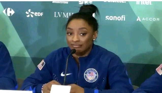 Simona Biles Jonathan Owens Sparks’s husband rises because he wore his wife’s gold medal after the victory in the Olympic Games