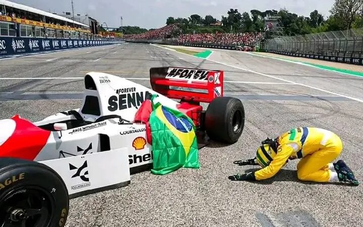 F1 2025; Sebastian Vettel bowing down to Ayrton Senna’s iconic McLaren MP4/8 at